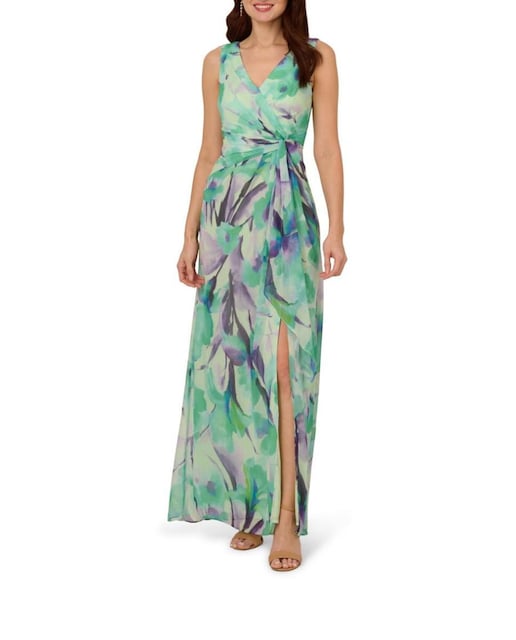 Imagen 0 de Vestido drapeado de chifón floral