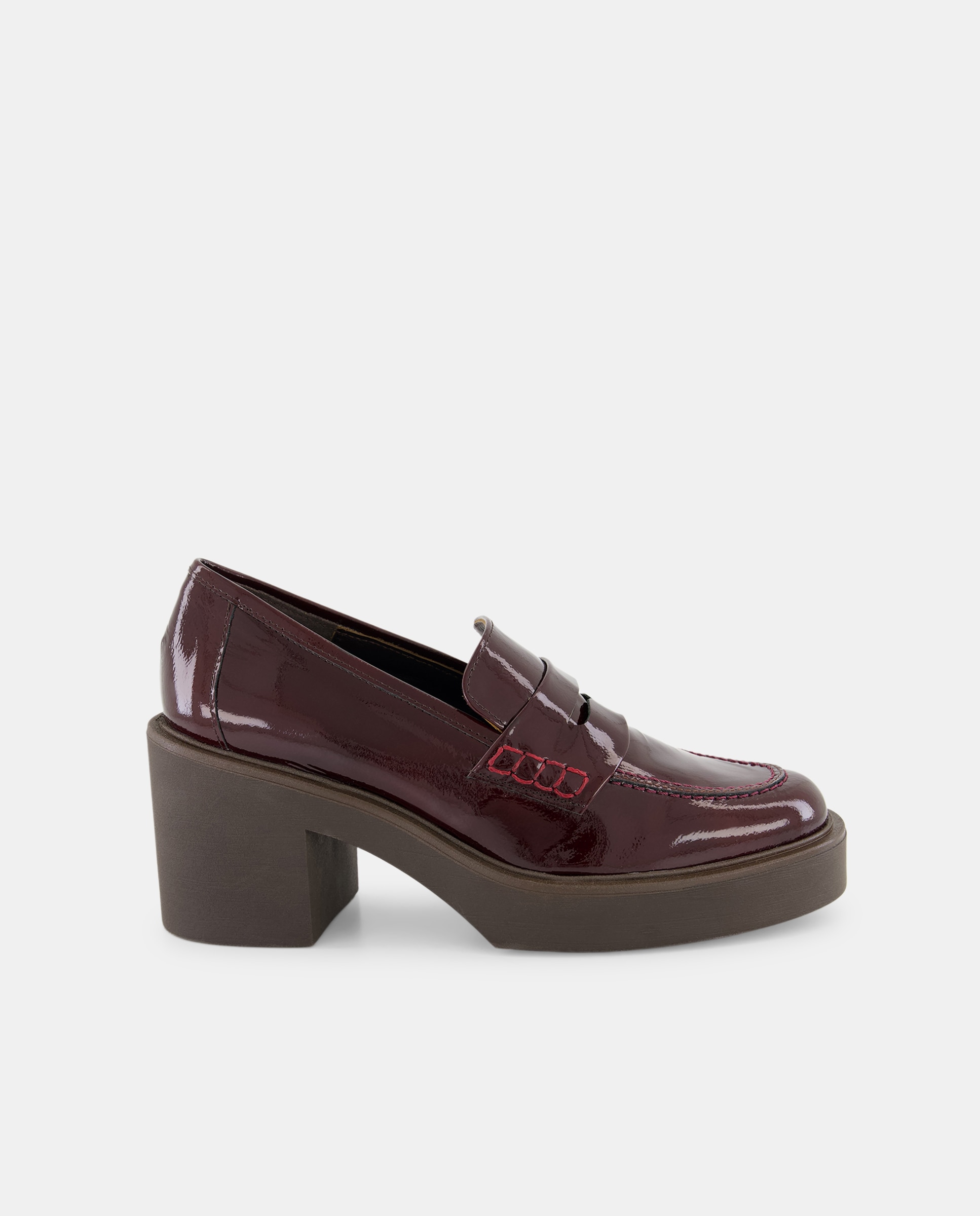 Imagen 0 de Mocasines de mujer con antifaz y tacón