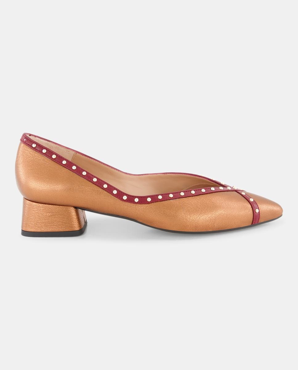 Imagen 0 de Zapatos de tacón de mujer con filo de tachas