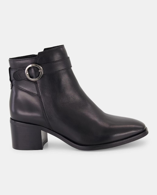 Imagen 0 de Botines de tacón