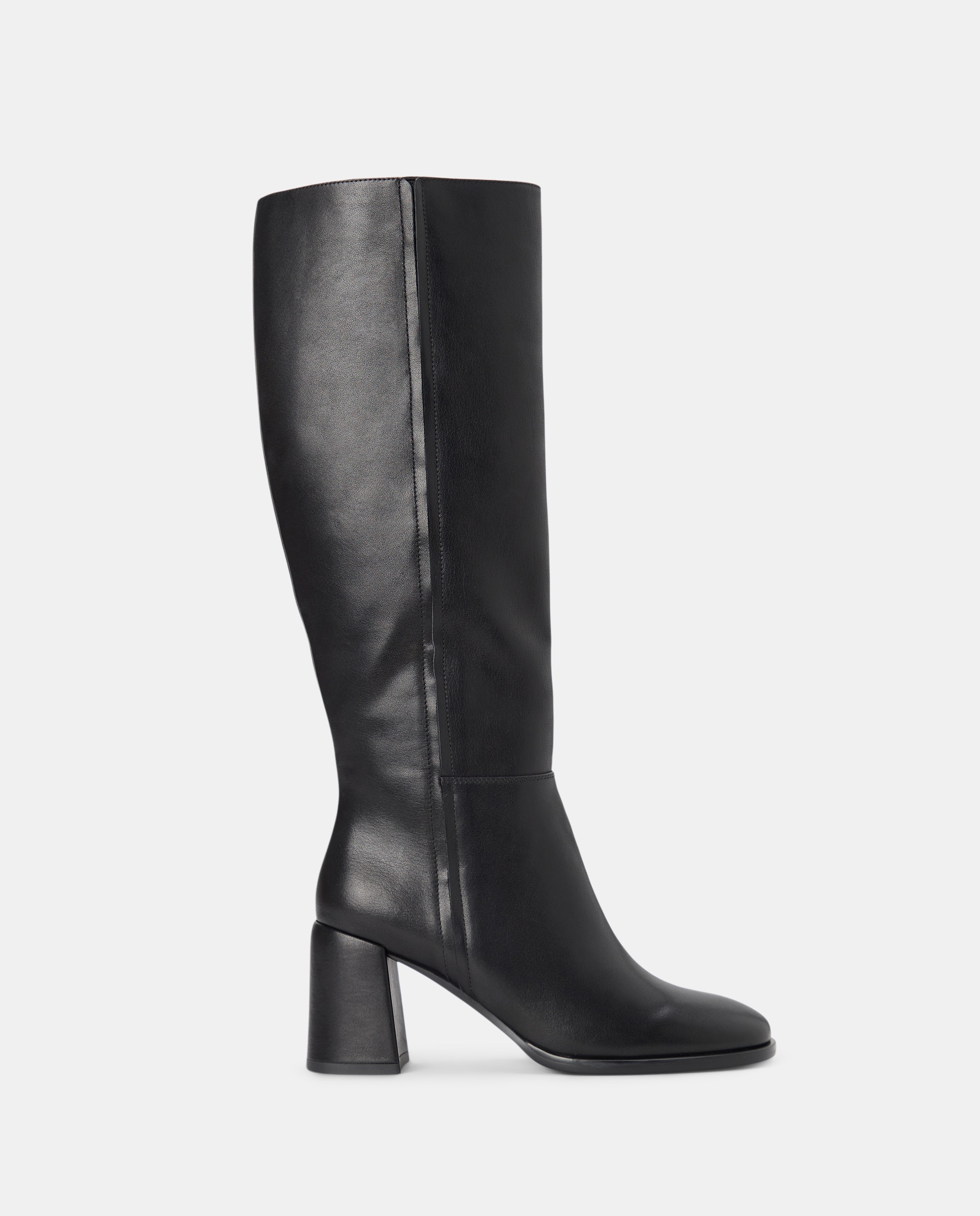 Imagen 0 de Bota de mujer tacón, básico piso goma