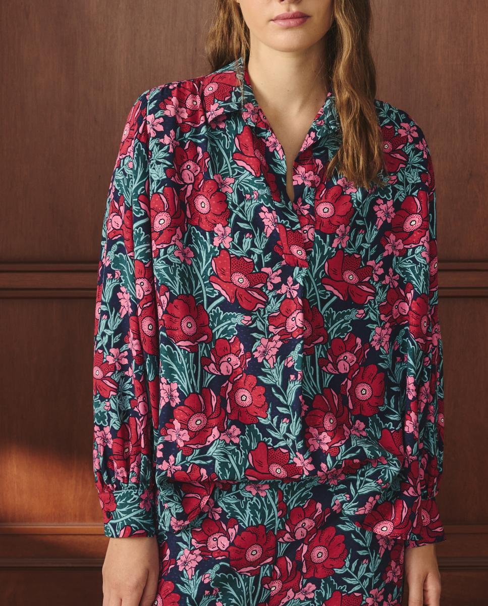 Imagen 0 de Camisa de mujer manga larga estampada flores grandes