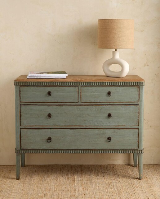 Imagen 0 de Cómoda de madera de pino reciclado con 4 cajones Amelia El Corte Inglés.. (Reacondicionado Grado B)