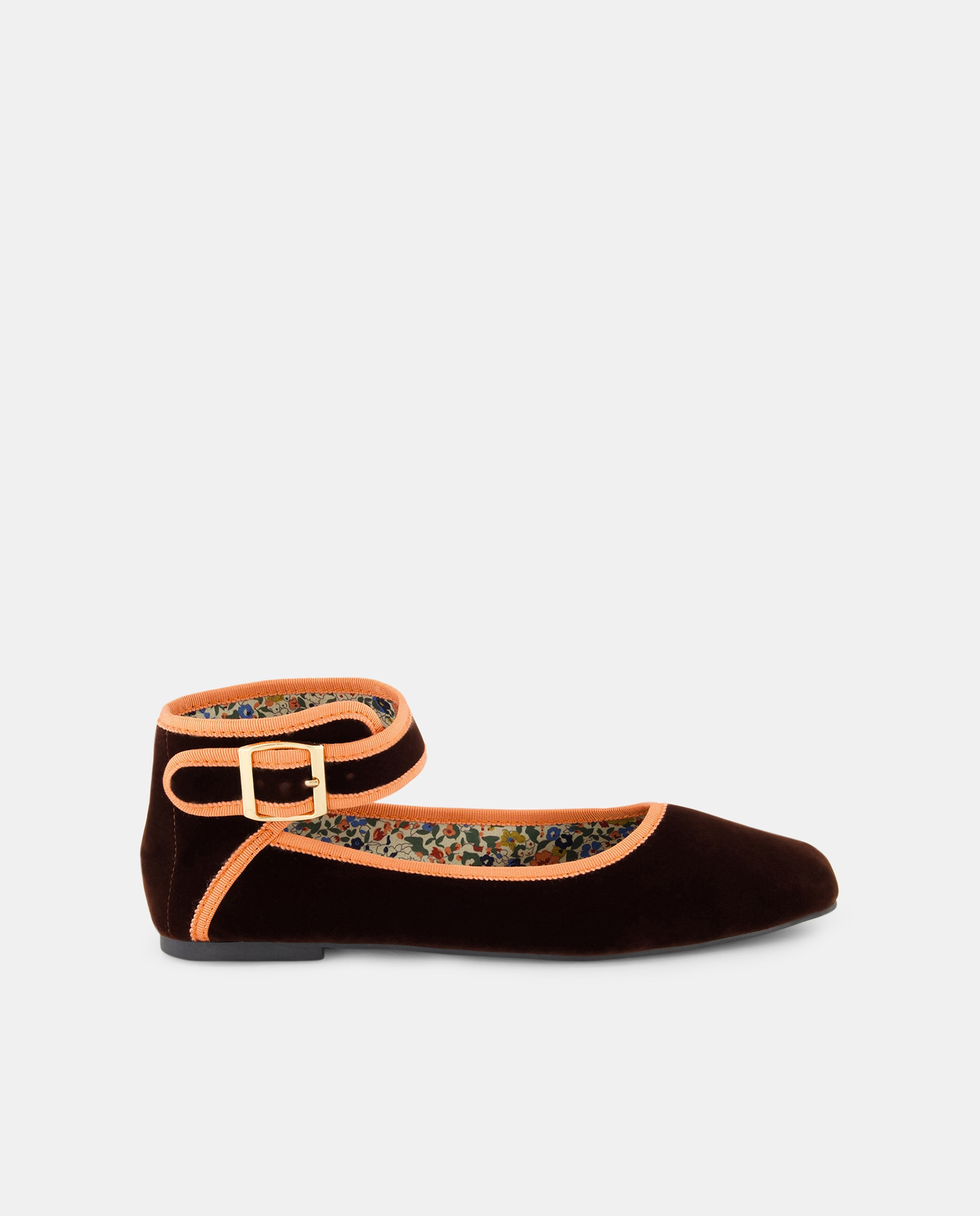 Imagen 0 de Zapato de mujer terciopelo pulsera