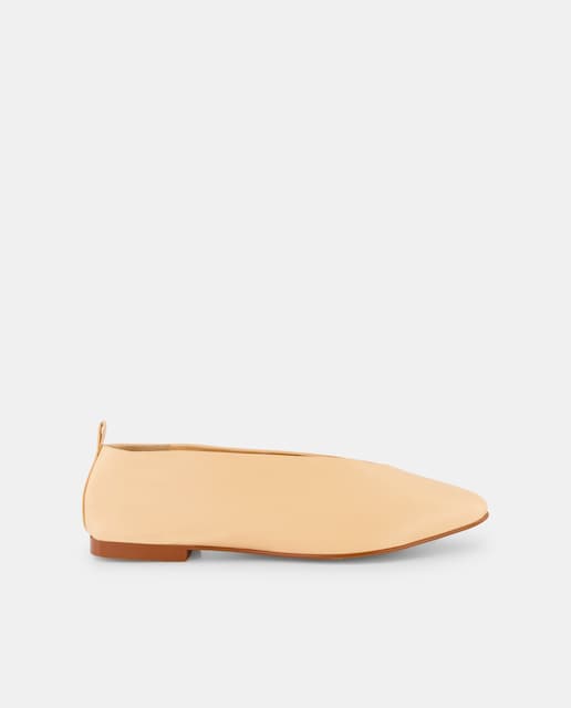 Imagen 0 de Bailarina mujer napa