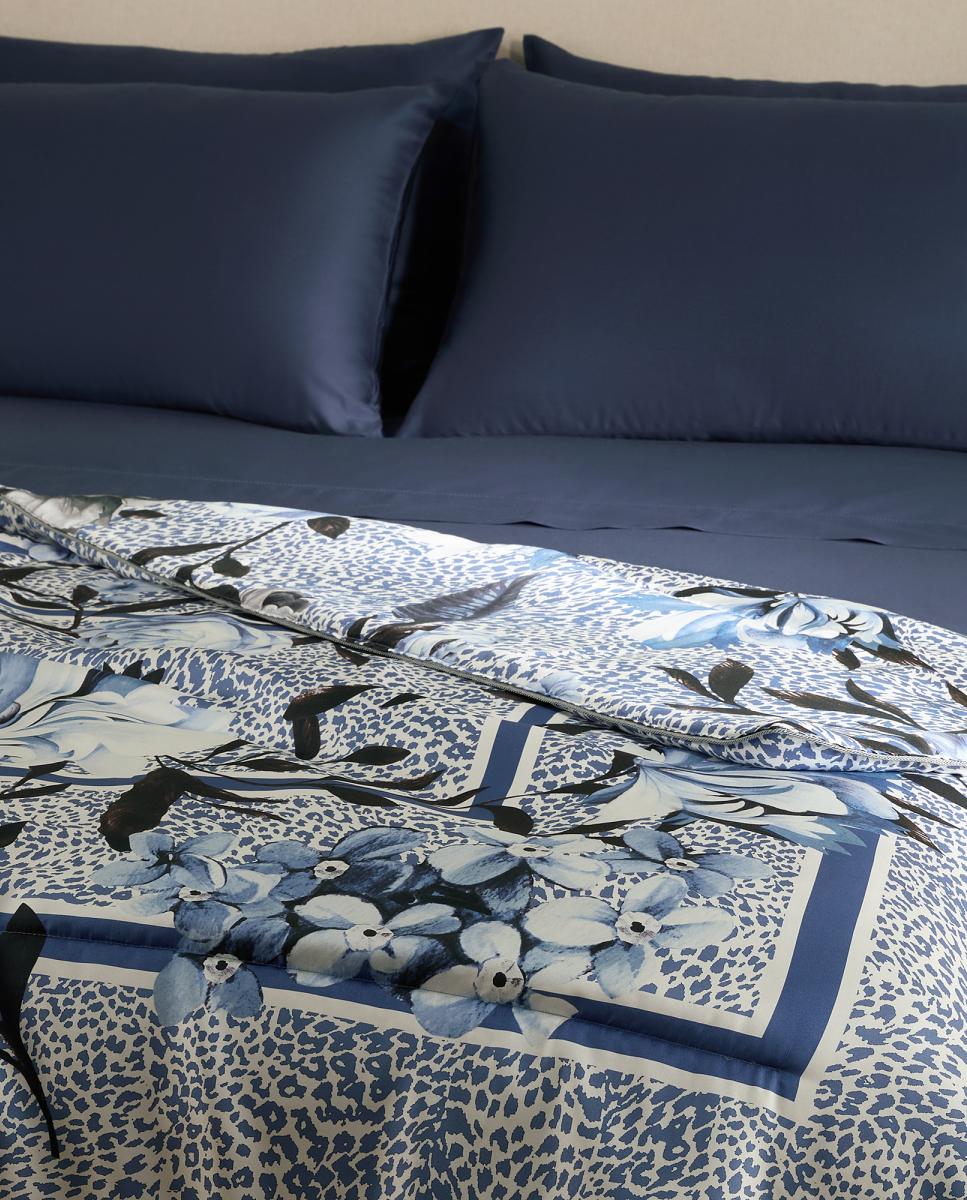 Imagen 0 de Manta decorativa Love Nest Roberto Cavalli