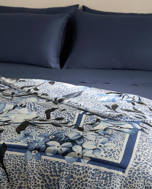 Imagen 0 de Manta decorativa Love Nest Roberto Cavalli