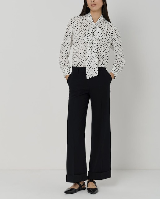 Imagen 0 de Blusa de mujer con lazada estampada topos