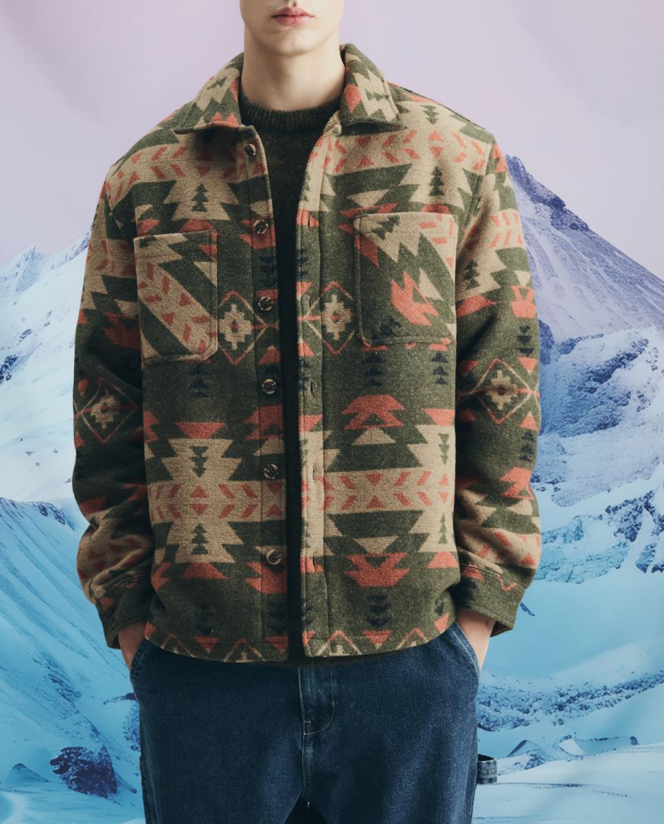 Imagen 0 de Sobrecamisa de hombre estampada con forro borrego