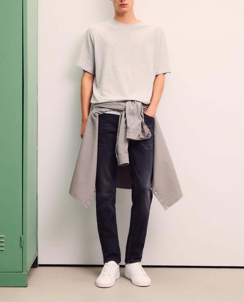 Imagen 0 de Pantalón vaquero de hombre con fit skinny
