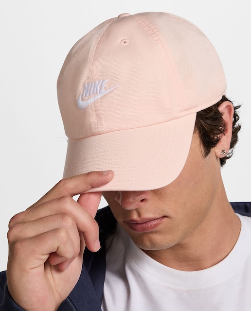 Imagen 0 de Gorra CLUB UNSTRUCTURED FUTURA WASH Nike