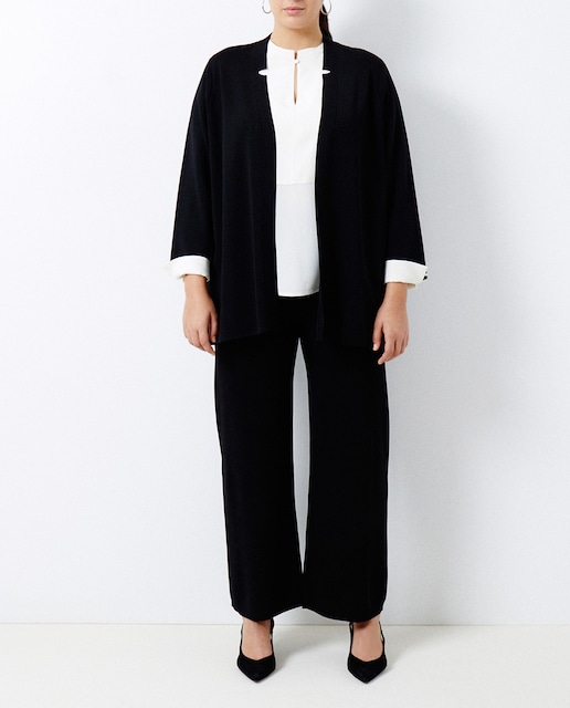 Imagen 0 de Chaqueta de punto crepe de mujer