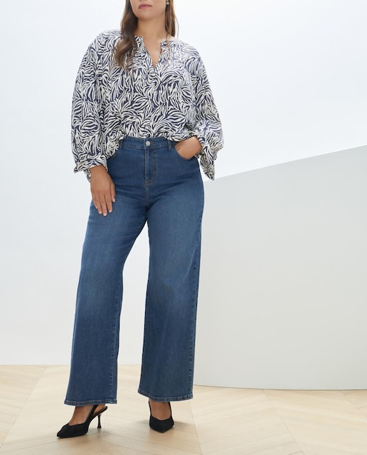 Imagen 0 de Blusa de manga larga con jaretas