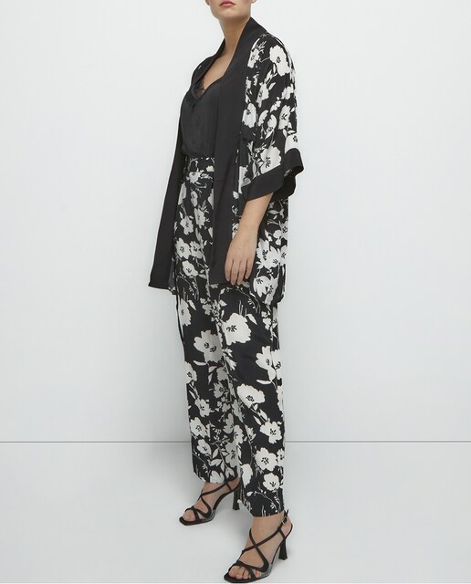 Imagen 0 de Kimono fluído estampado