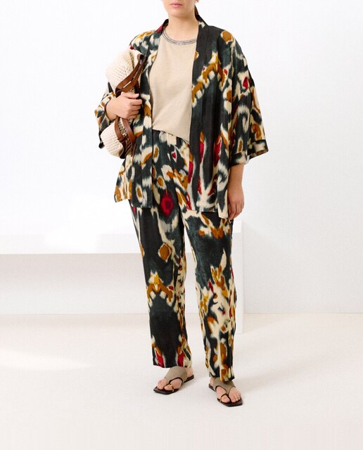 Imagen 0 de Kimono de mujer corto estampado