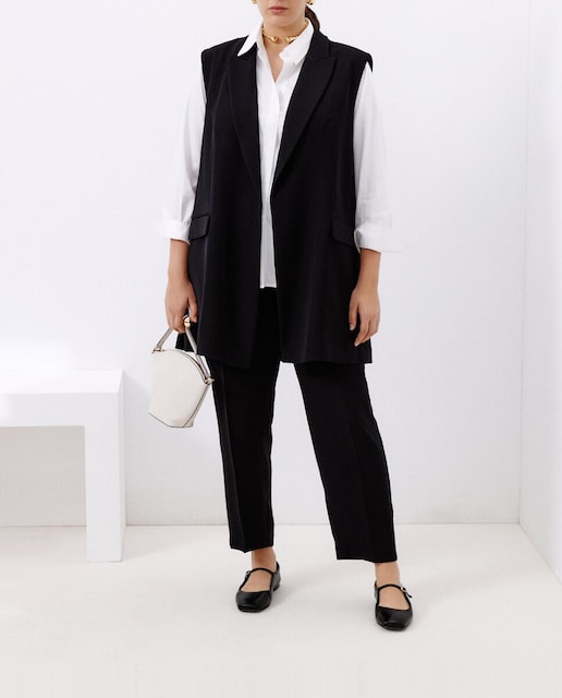 Imagen 0 de Chaleco de mujer largo con solapa