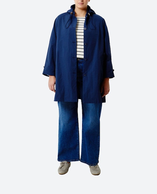 Imagen 0 de Parka larga y con capucha de mujer