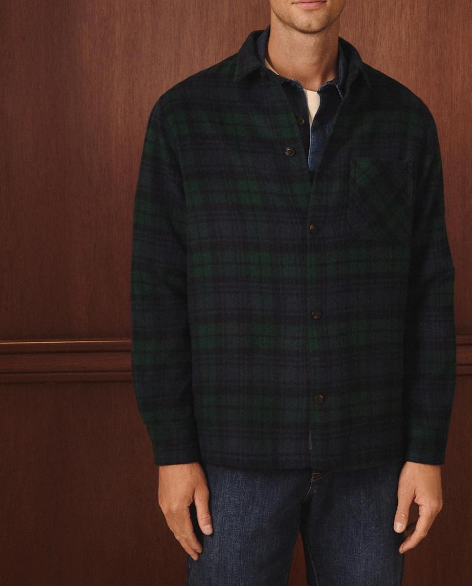 Imagen 0 de SobreCamisa de hombre.