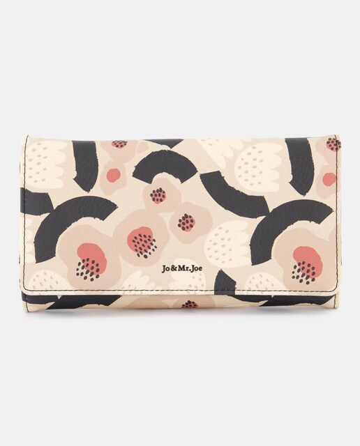 Imagen 0 de Cartera con solapa estampada