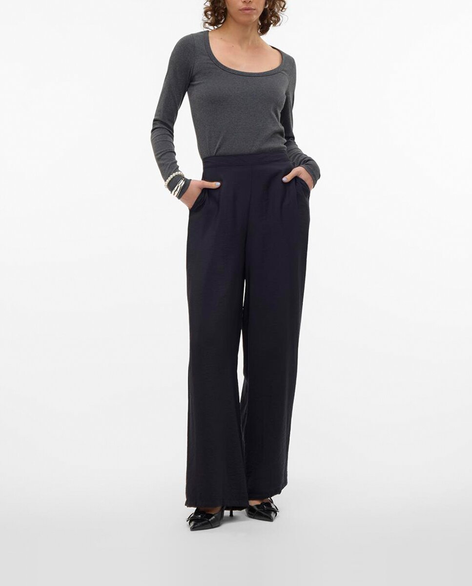 Imagen 0 de Pantalón palazzo tejido fluido de mujer