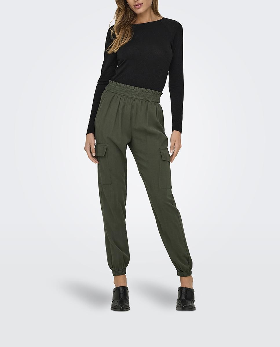 Imagen 0 de Pantalón cargo de mujer fluido
