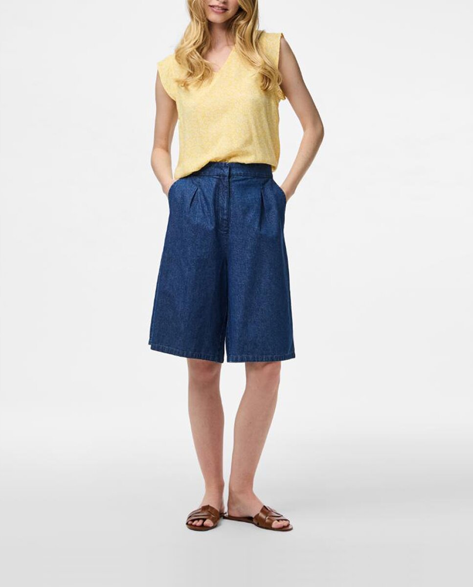 Imagen 0 de Bermudas vaqueras de mujer.