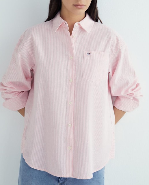 Imagen 0 de Camisa de mujer a rayas de lino