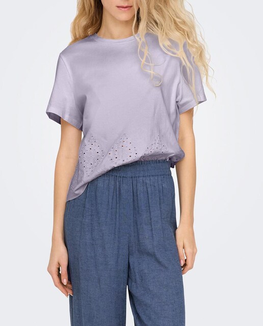 Imagen 0 de Camiseta de mujer de manga corta  cuello redondo