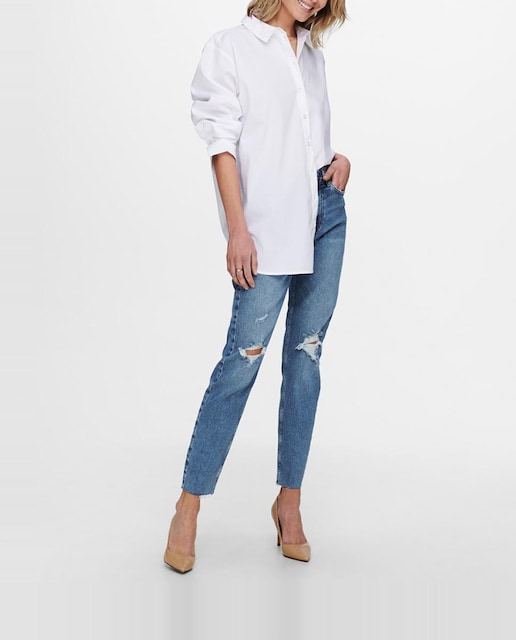 Imagen 0 de Camisa de mujer básica oversize de manga larga.