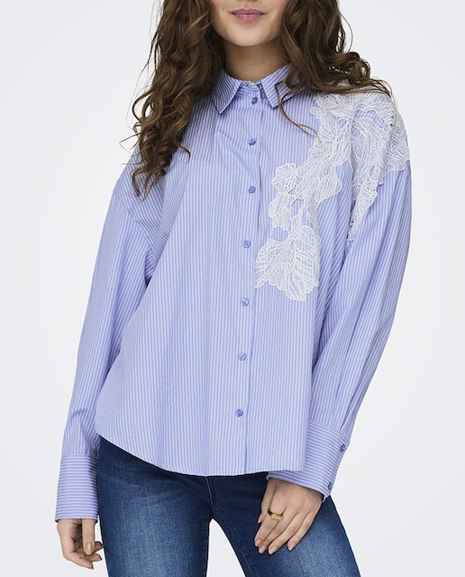 Imagen 0 de Camisa de mujer con botones frontales