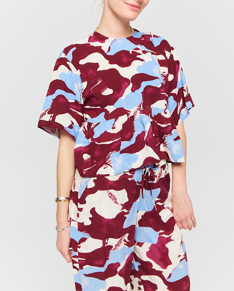 Imagen 0 de Top estampado de mujer