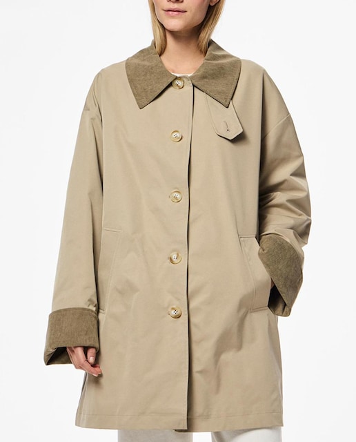 Imagen 0 de Gabardina con detalle de pana de mujer