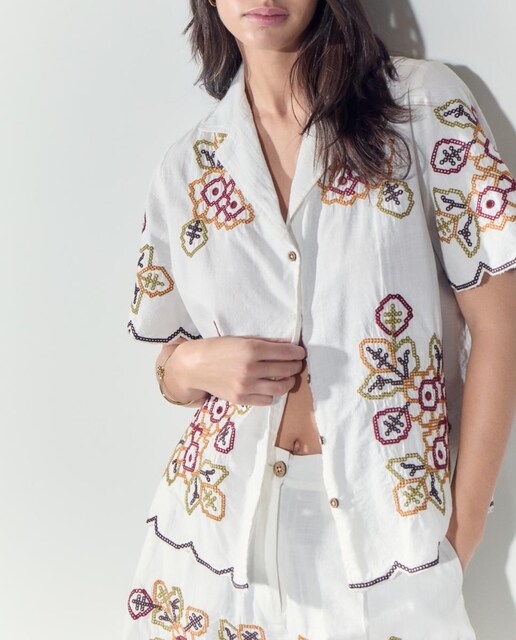 Imagen 0 de Blusa de mujer manga corta lisa