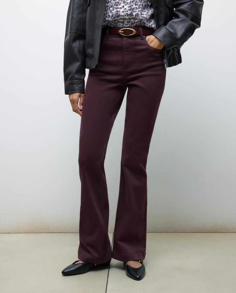 Imagen 0 de Pantalón de mujer flare tiro medio