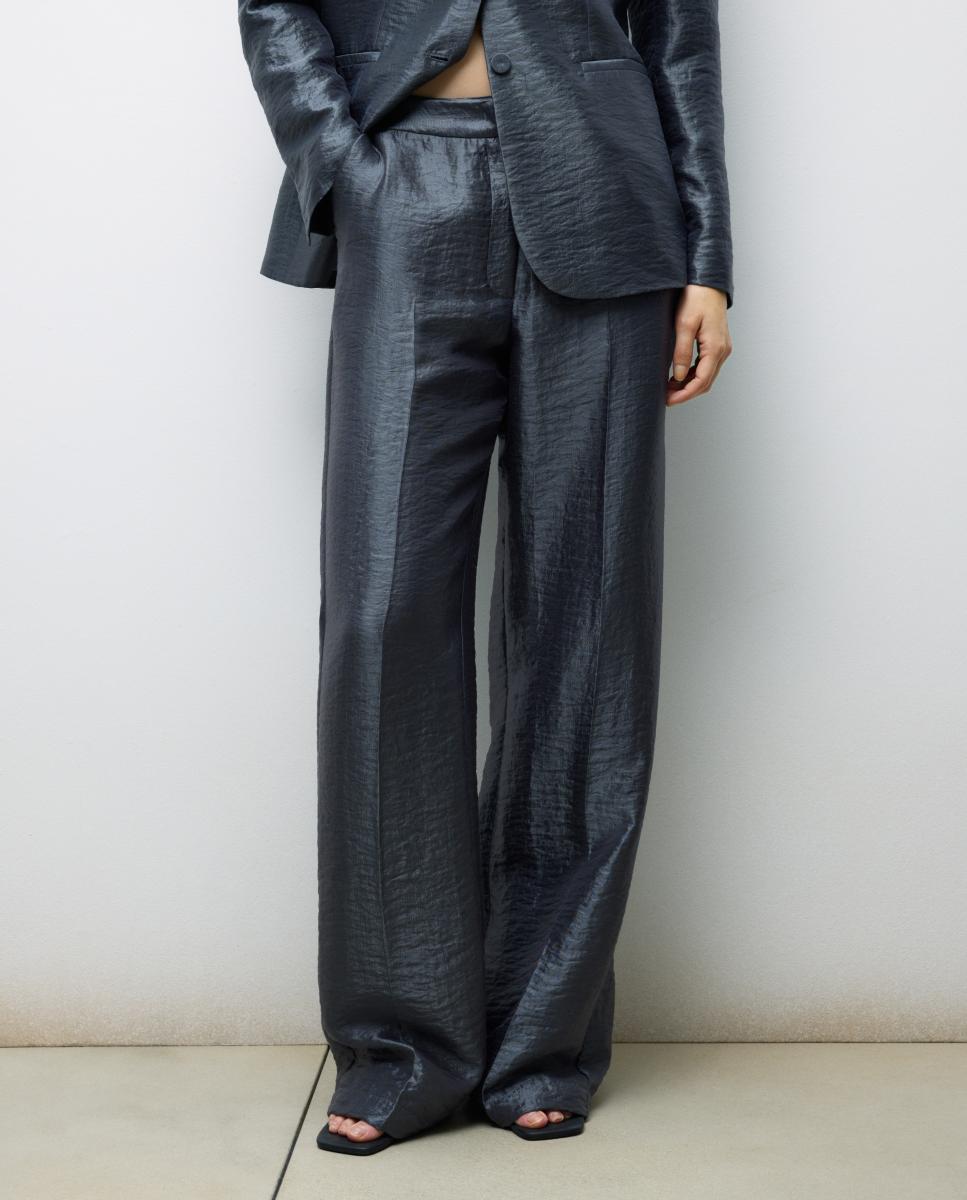 Imagen 0 de Pantalón de traje de mujer laminado