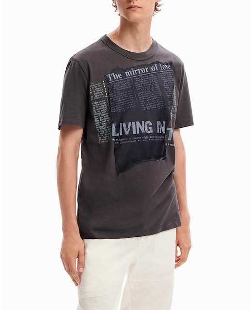 Imagen 0 de Camiseta parche periódico