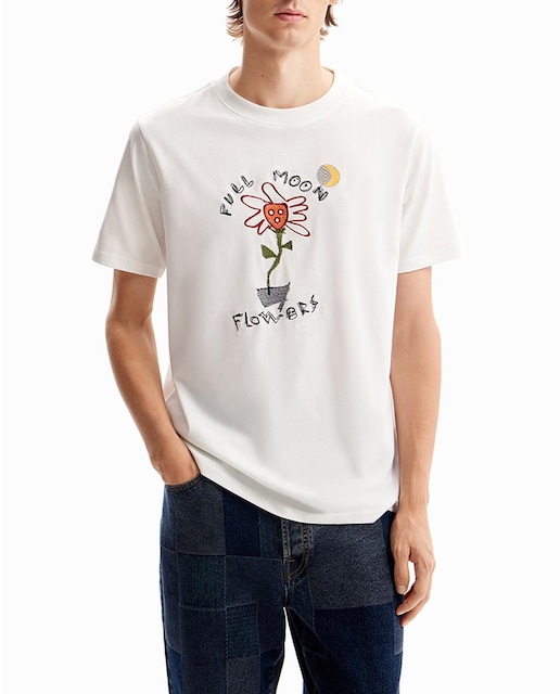 Imagen 0 de Camiseta flor luna