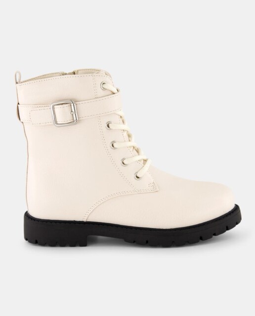Imagen 0 de Bota tipo combat con detalle hebilla de niña