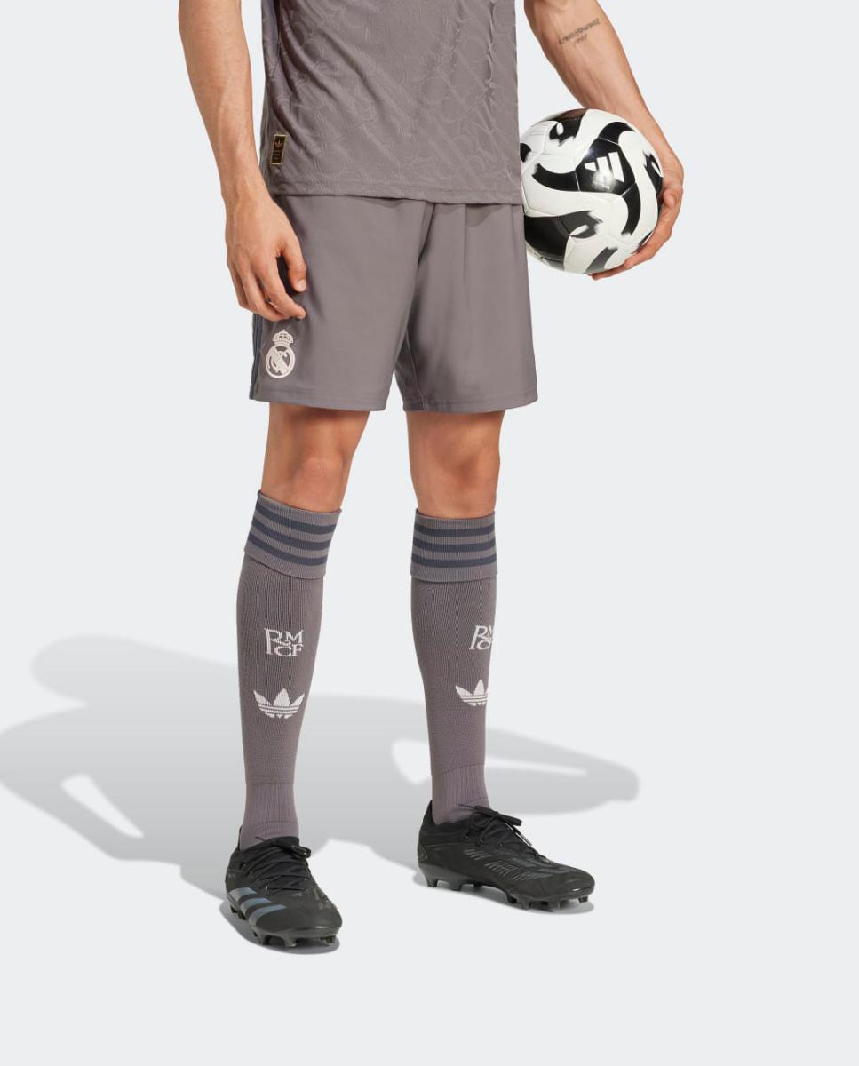 Imagen 0 de Pantalón corto de hombre 3ª equipación Real Madrid 24/25 Authentic Adidas
