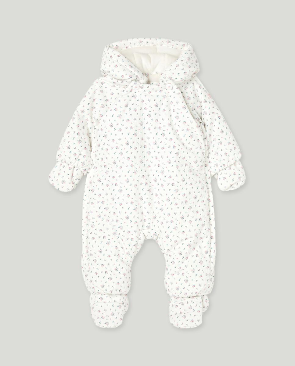 Imagen 0 de Buzo nylon de bebé, pie + mano con flores y botones