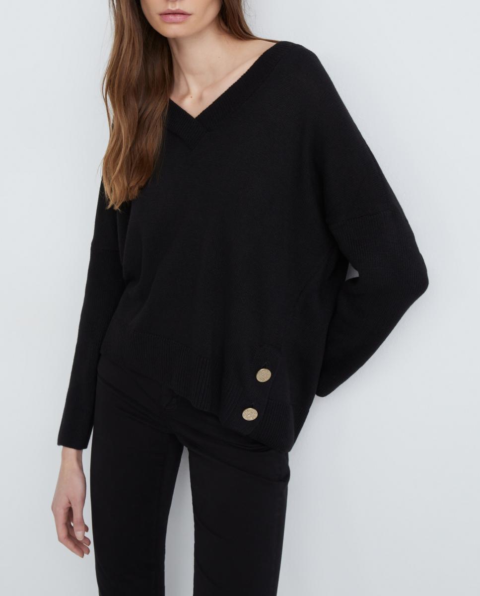 Imagen 0 de Jersey de mujer de cuello pico con botones dorados con brillos