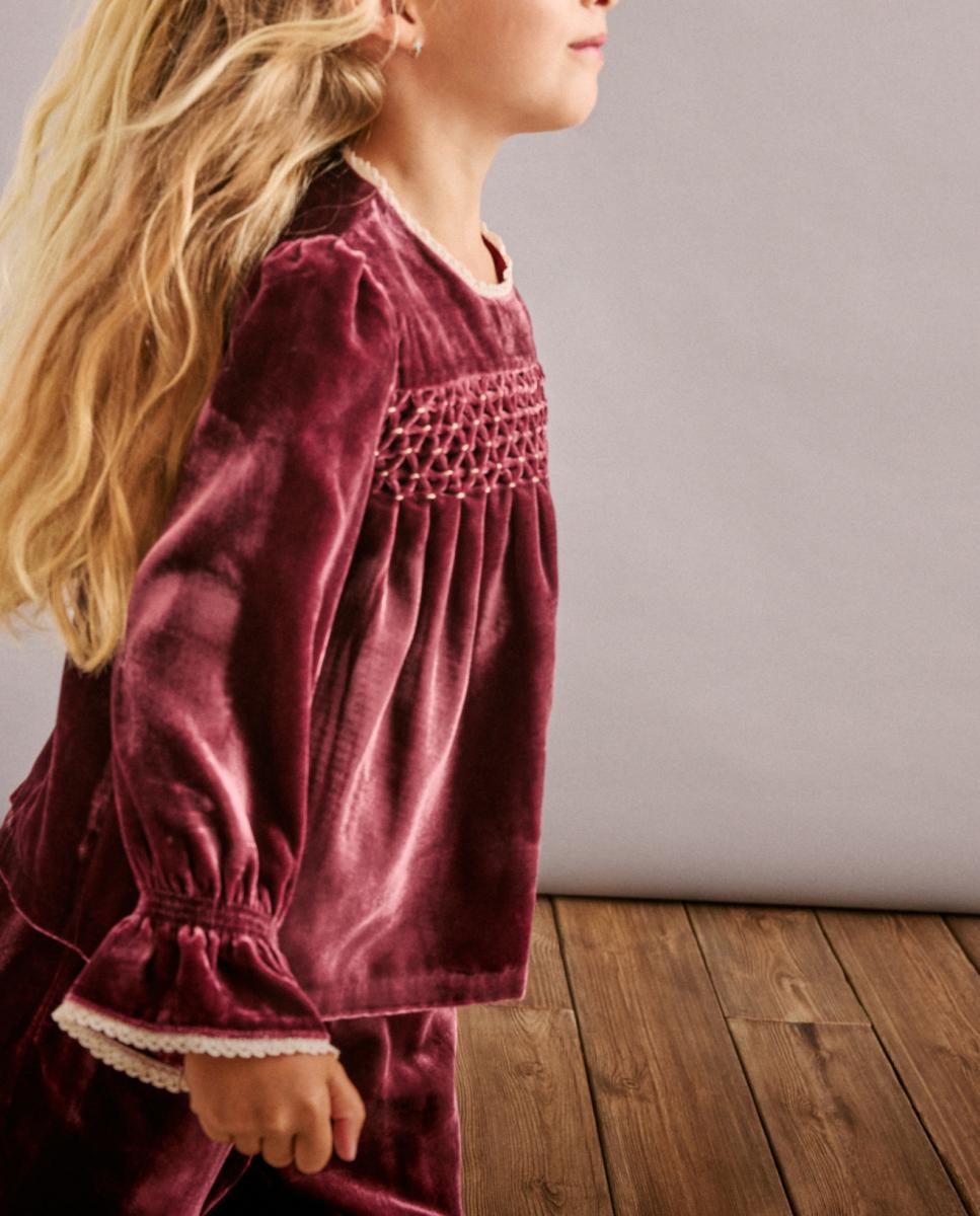 Imagen 0 de Blusa smock lisa mano terciopelo de niña