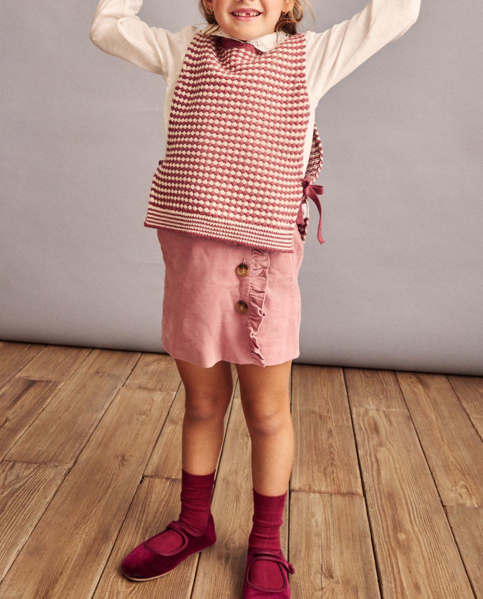 Imagen 0 de Chaleco bicolor de tricot cerrado con fantasía de niña
