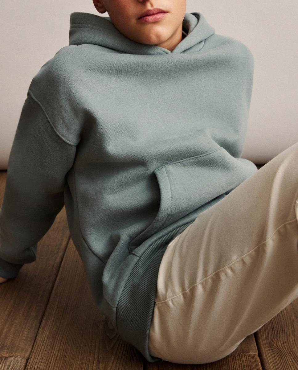 Imagen 0 de Sudadera con capucha oversize y bolsillo canguro de niño