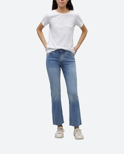 Imagen 0 de Pantalón denim crop flare tiro medio