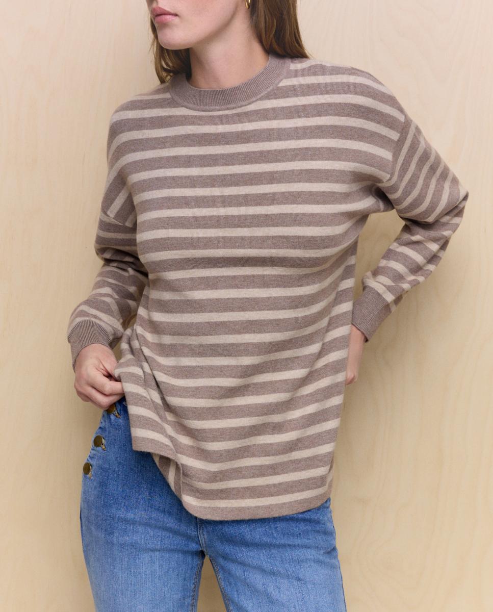 Imagen 0 de Jersey de mujer con cuello caja y aperturas laterales
