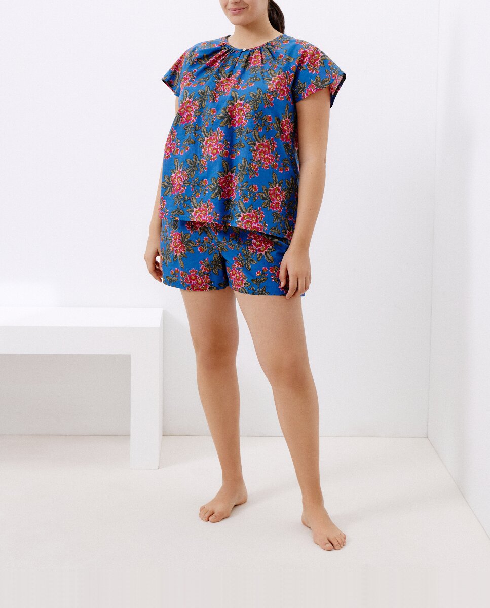 Imagen 0 de Pijama corto estampado de mujer
