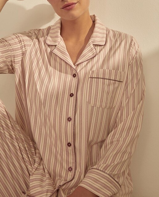 Imagen 0 de Pijama de mujer masculino