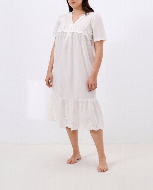 Imagen 0 de Camisón detalle bordado