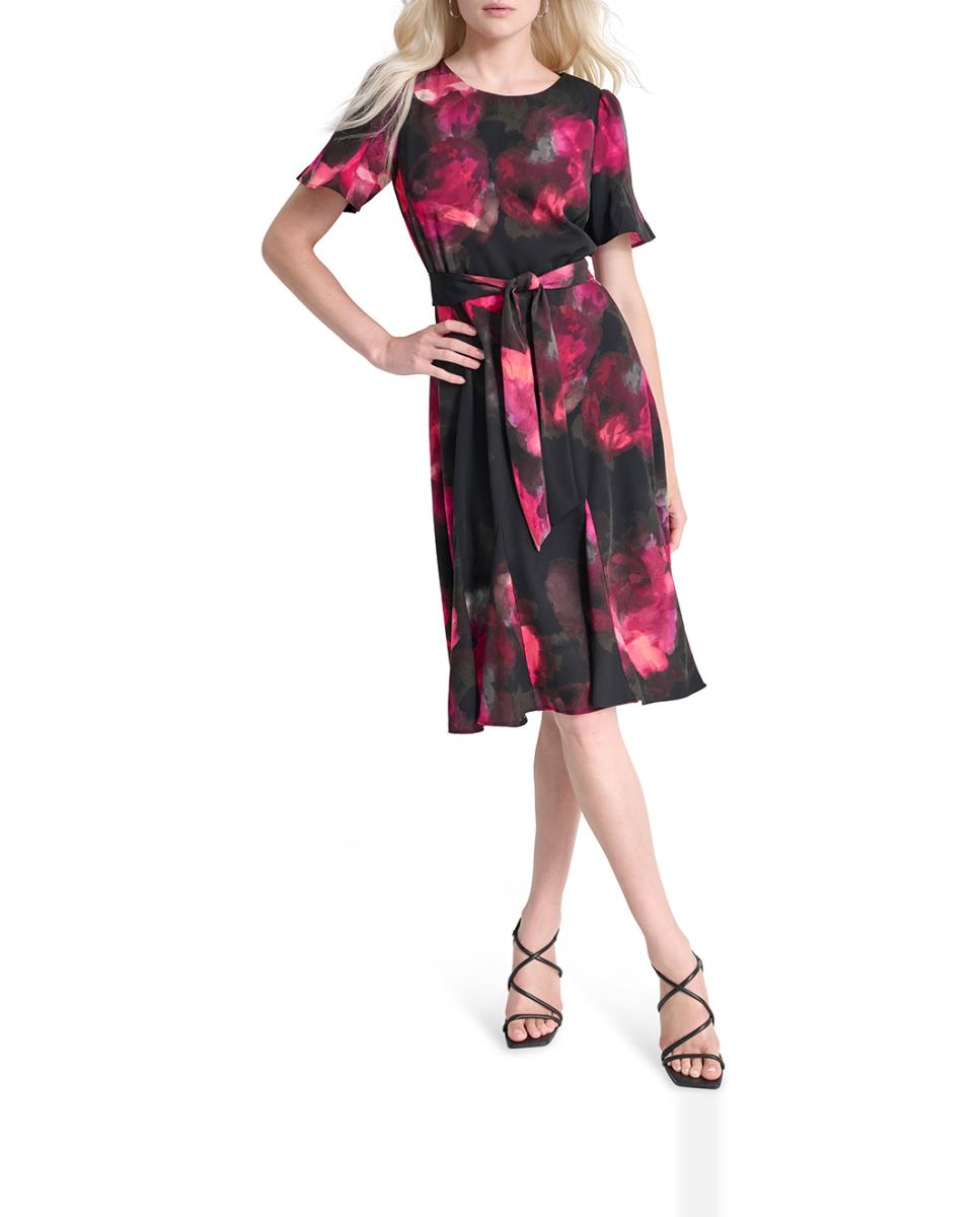Imagen 0 de Vestido midi Godet con mangas cortas y falda vuelo